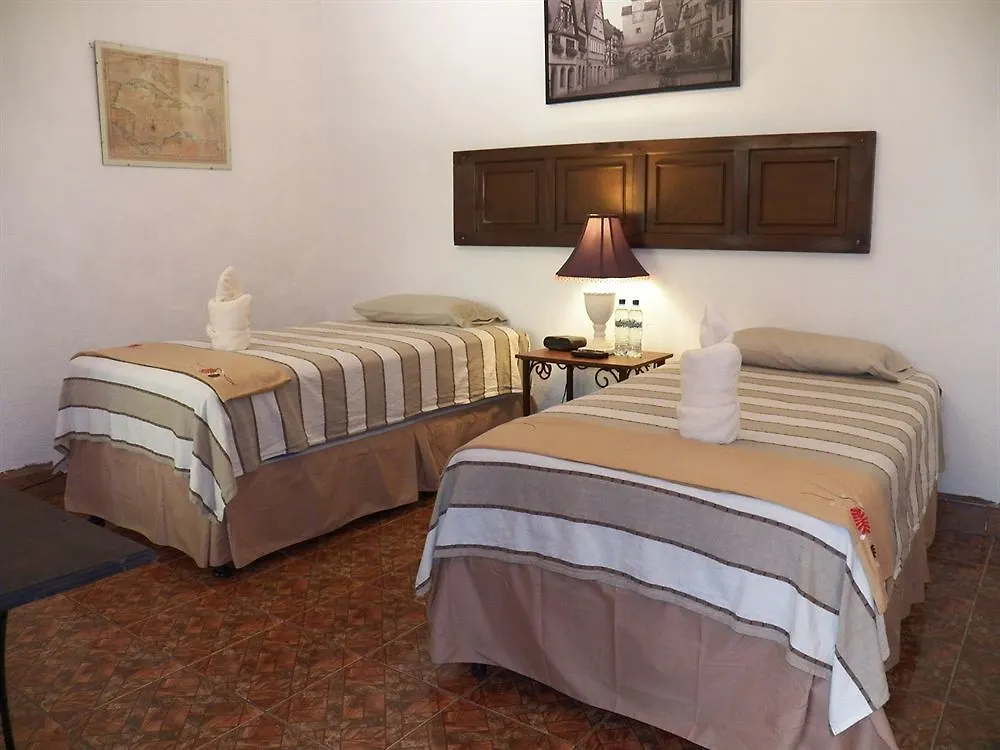 Hotel Gran Plaza Euromaya Antigua