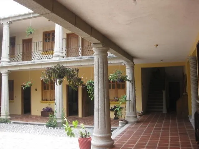 Hotel Gran Plaza Euromaya Antigua