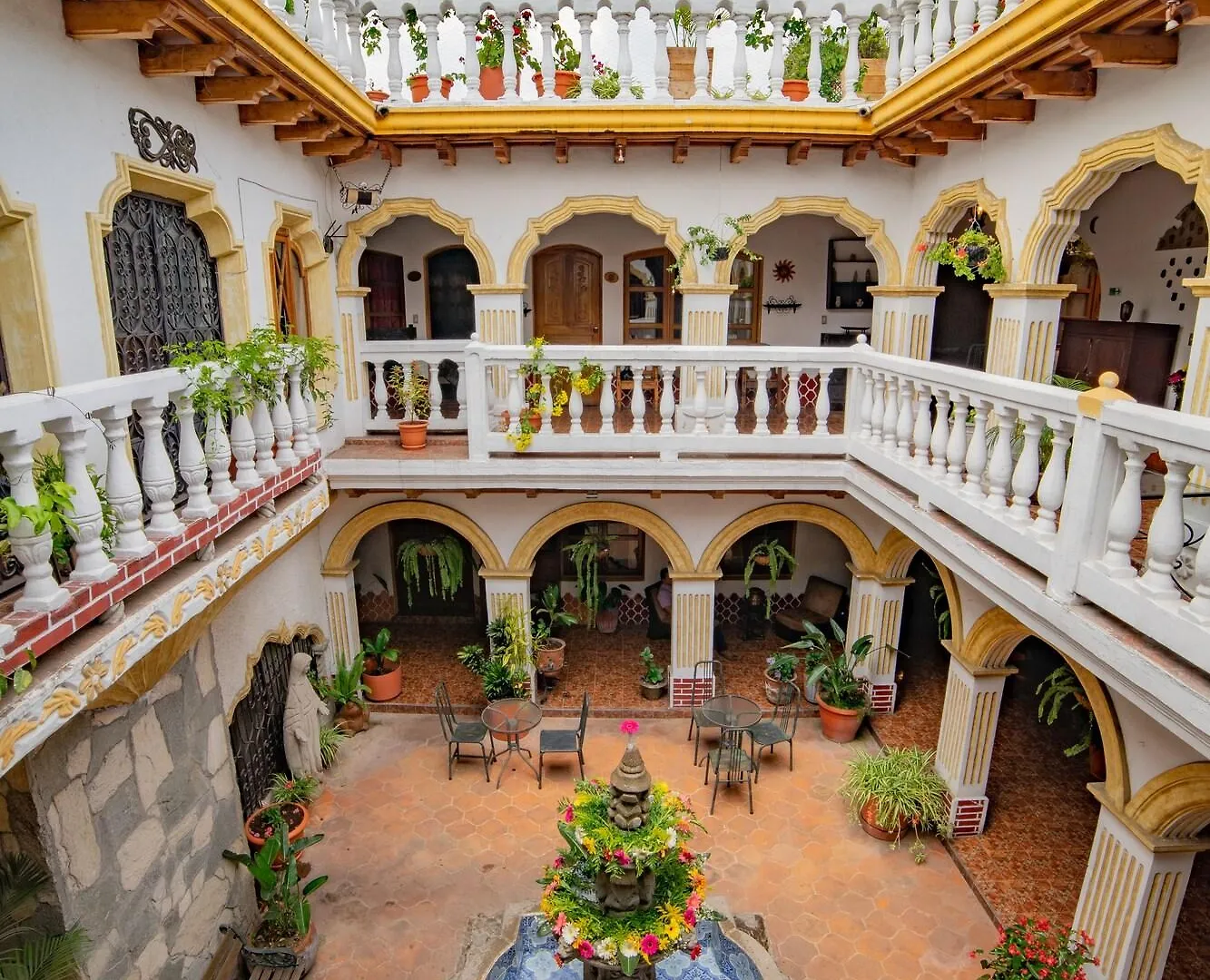 Hotel Gran Plaza Euromaya Antigua