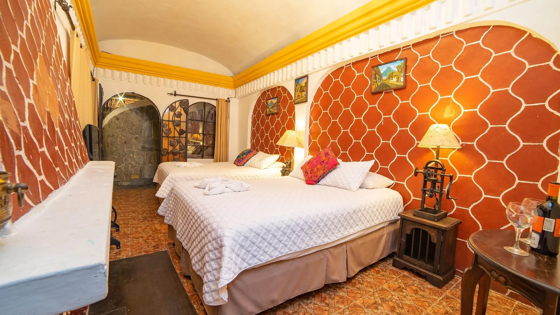 Hotel Gran Plaza Euromaya Antigua 4*,  Guatemala