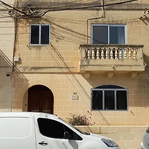 Bed & Breakfast Dynesty