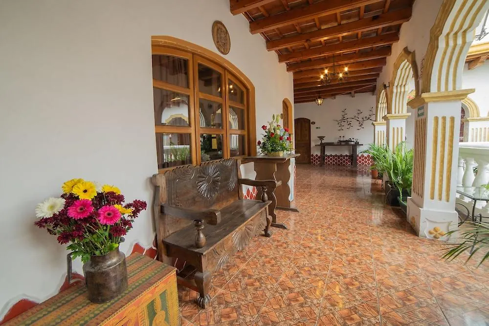 Hotel Gran Plaza Euromaya Antigua